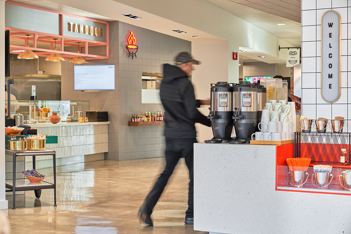 Oracle Cafe · 亚洲美食风情的现代简约餐厅设计丨Gensler-5