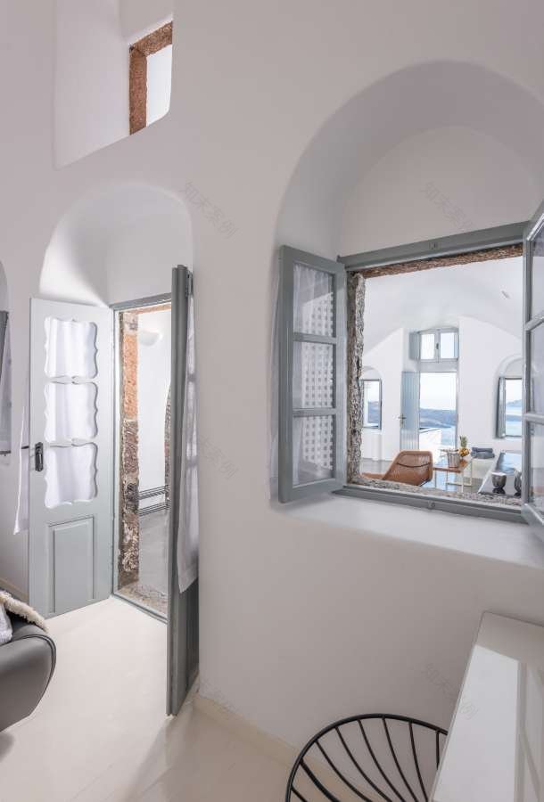 悬崖边的现代洞穴别墅-6