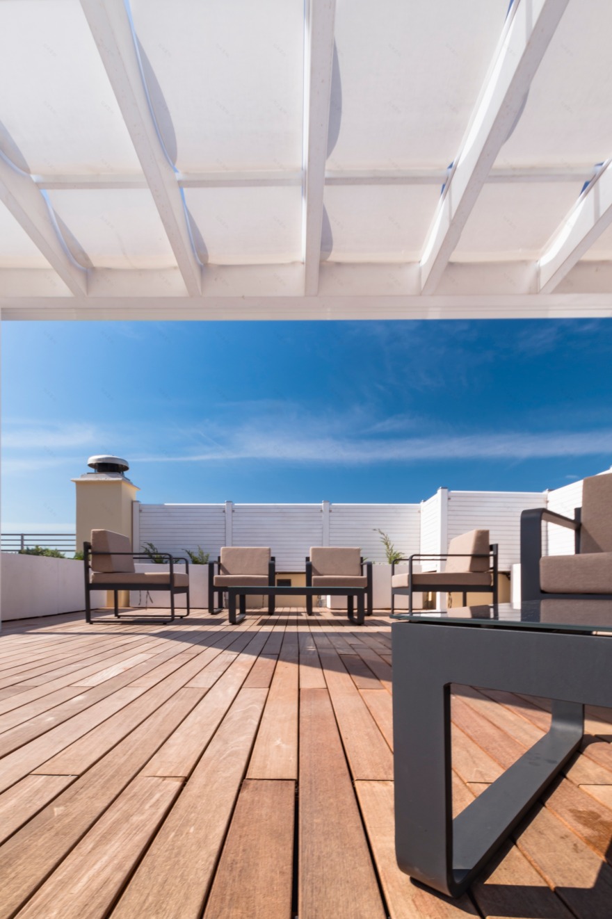 罗马办公空间改造 | 铁路枢纽旁的绿色全景办公区-12