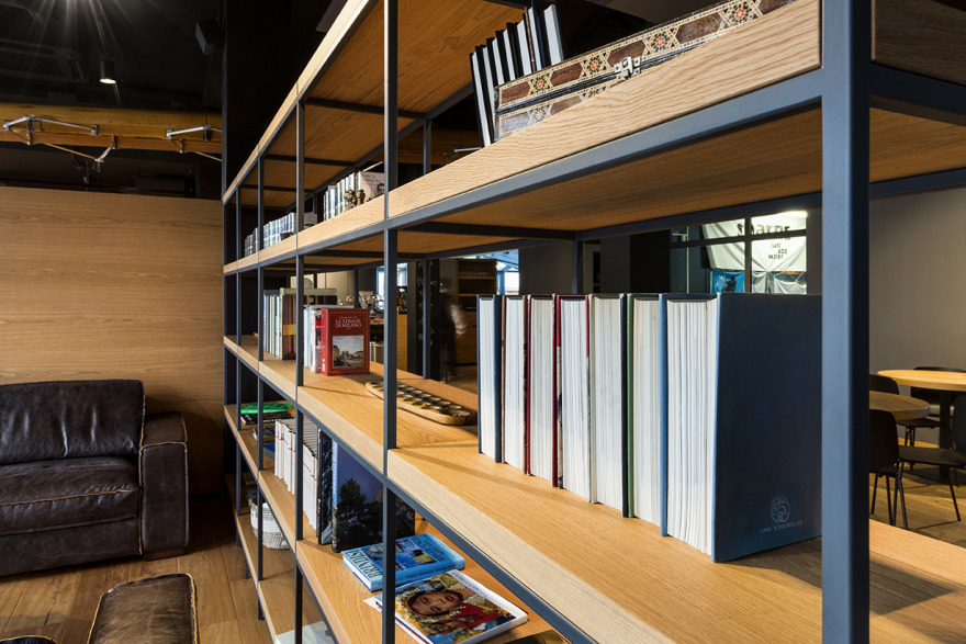 意式理性建筑的现代更新,原木与工业风完美融合-27