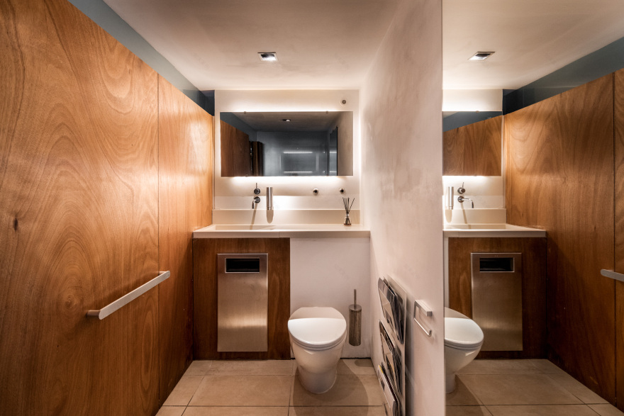 百年粮仓变身为现代别墅-17