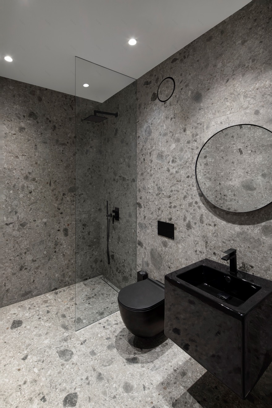 极简黑白公寓,功能与美学的完美融合-6