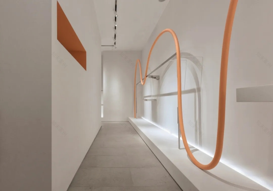 上海龙湖天街欧点服装店-16