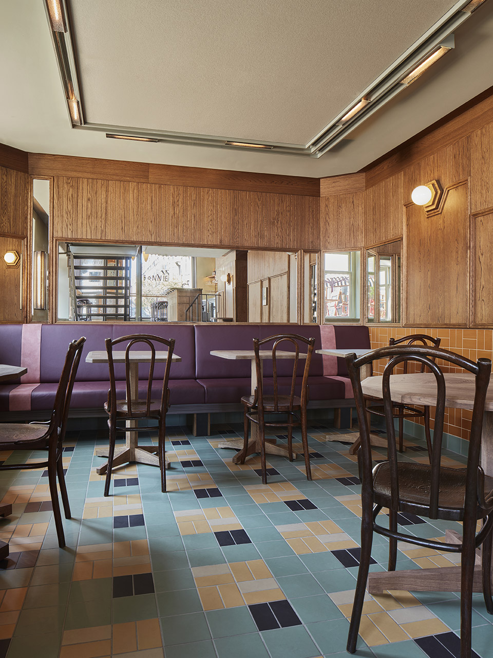 Bonnie酒吧，阿姆斯特丹/在旧式风格和温暖的亲切感之间取得完美平衡-19