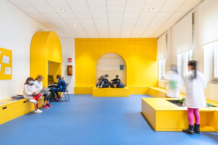 “环境第三教师”理念下的幼儿园空间改造丨意大利乌迪内丨Aut Aut Architettura-1