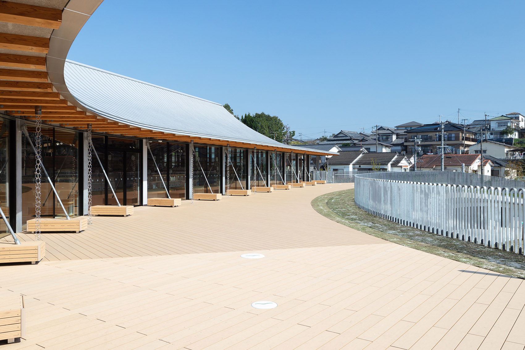 天草市综合设施KOKORASU，日本/环抱开阔庭院的综合设施-60