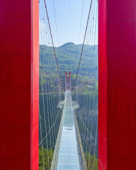 湟川三峡擎天玻璃桥丨中国清远