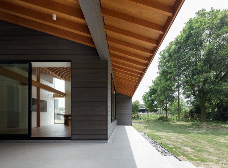 樱花下的周末别墅-21