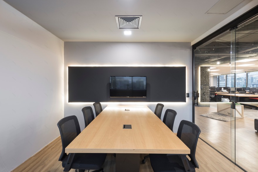 数字媒体公司总部设计,展现工业风与科技感-2