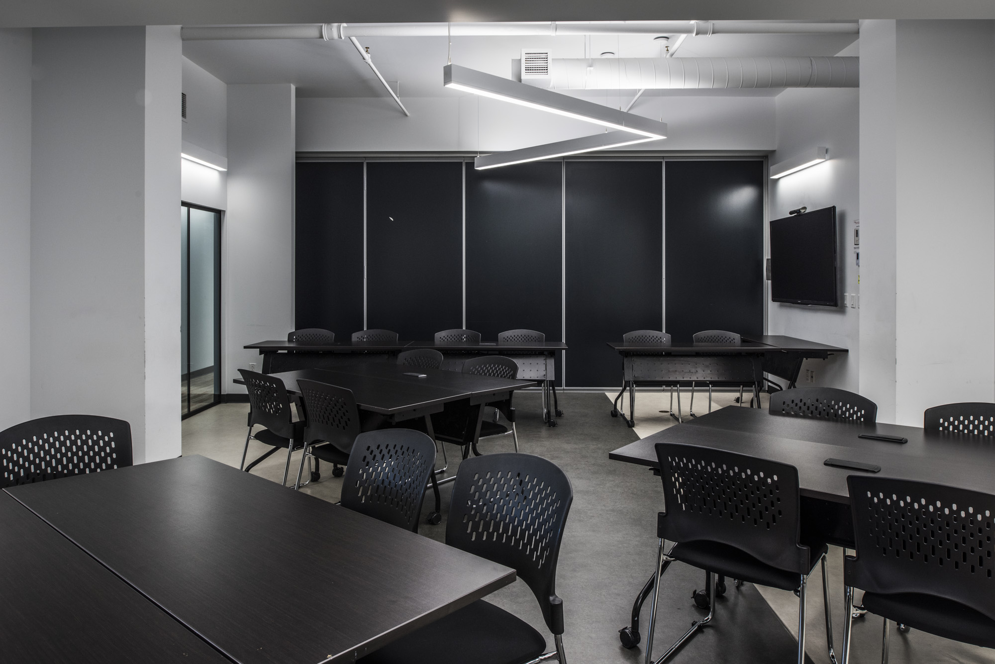 百年建筑的现代改造,重现活力-23