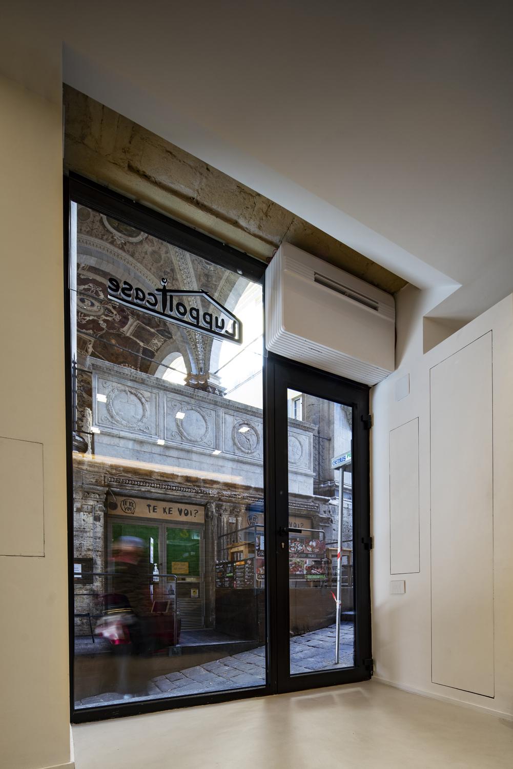 重现中世纪风华的意大利办公空间丨意大利锡耶纳-6