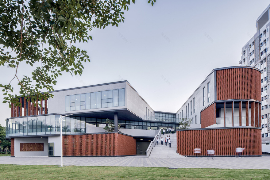 五邑大学学生服务中心丨中国江门丨华南理工大学建筑设计研究院有限公司-34