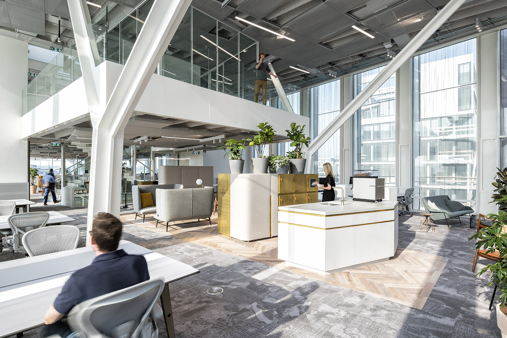 荷兰Amvest投资开发新办公室，阿姆斯特丹/定制的家具，流动的风景 -48