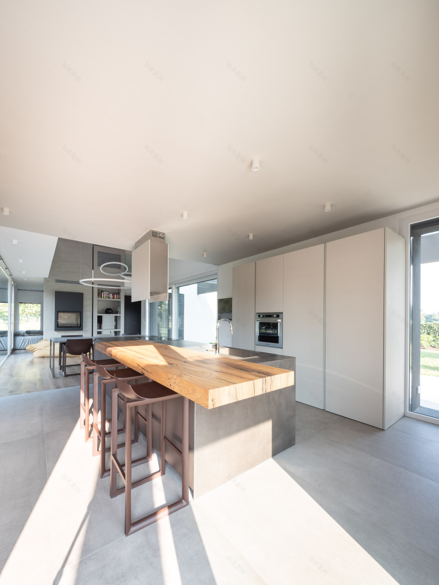 乡间别墅 HHCR,融入自然美景的设计佳作-13