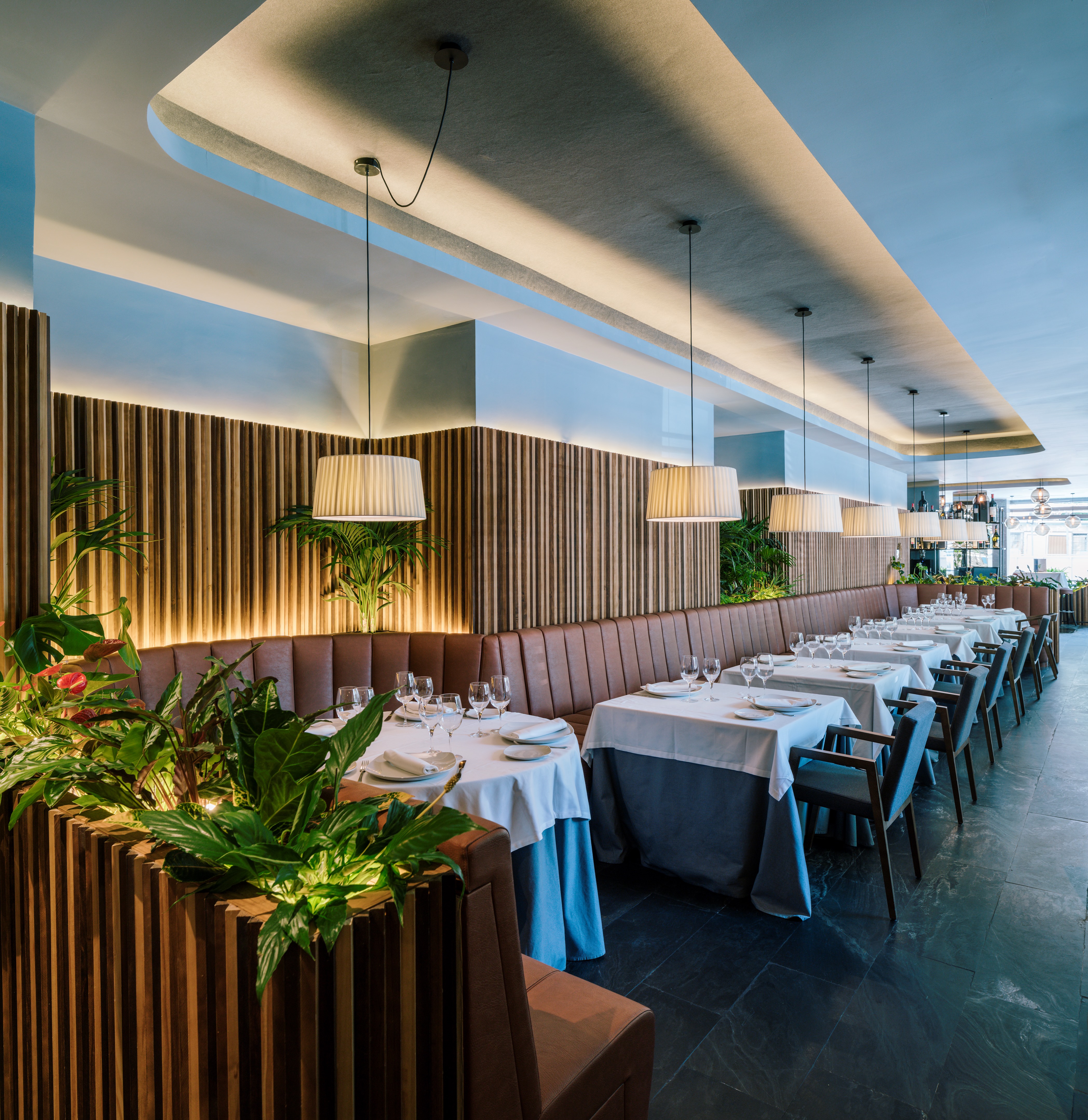 六十年代意式美学餐厅设计-3