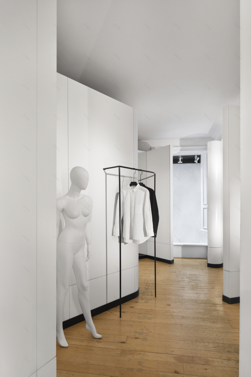 解构空间 · Vujà Dé 时尚店设计丨法国尼斯丨JEAN DE LESSARD DESIGNERS CRÉATIFS-3