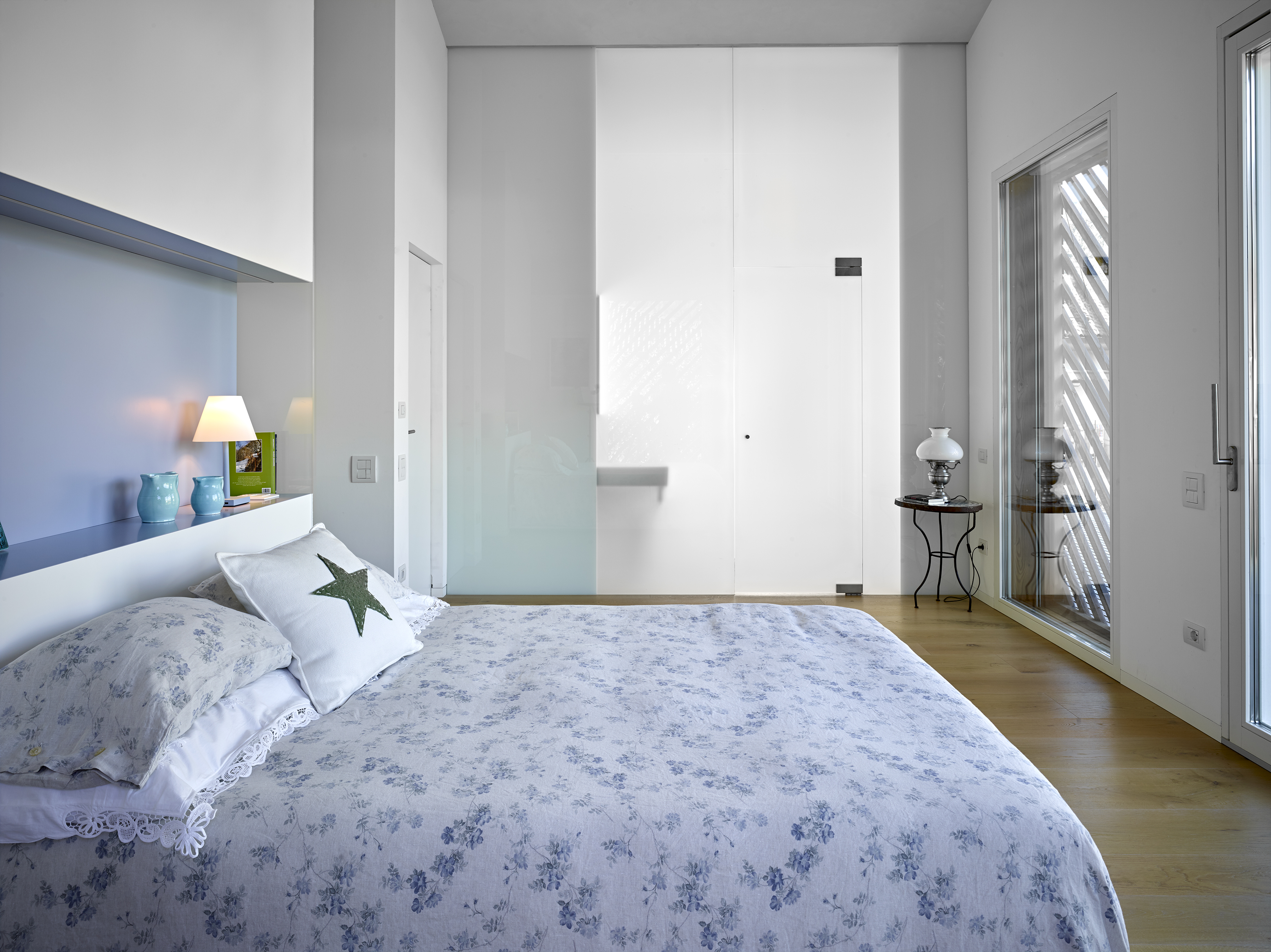 绿色环保的 FG 家庭别墅,融入自然的设计-29