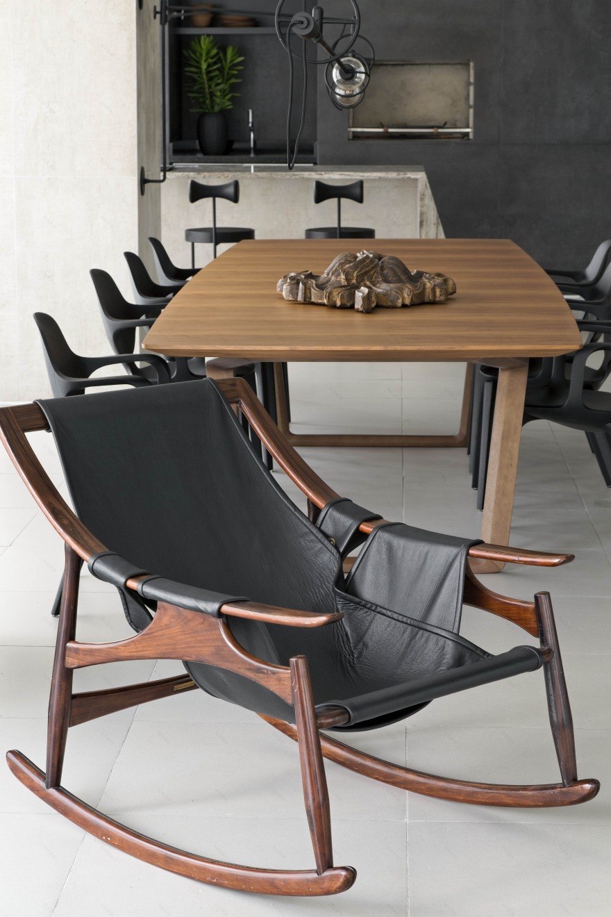 巴西设计公寓 | 工业风木饰面打造男性化魅力空间-33