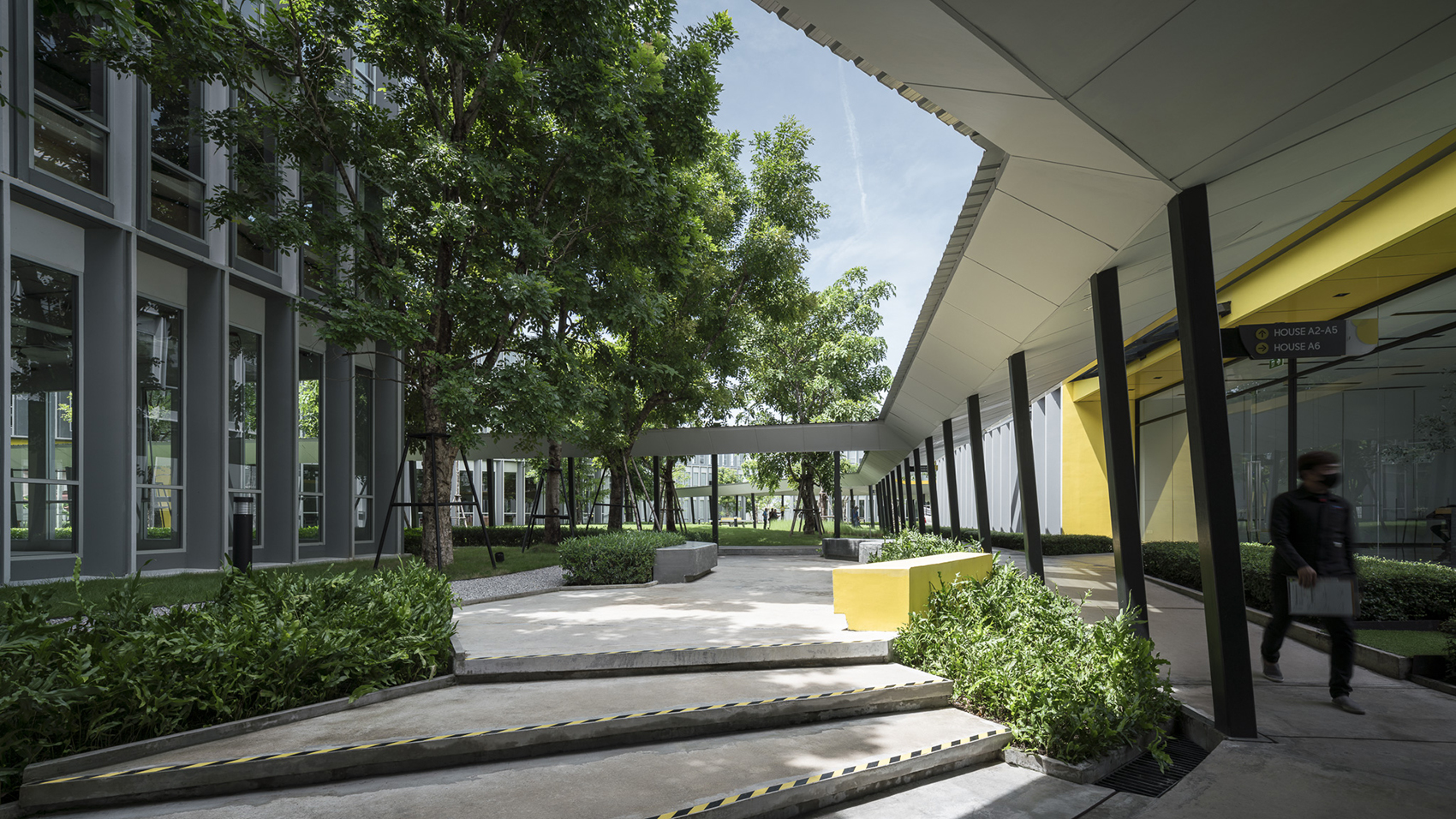 曼谷 Summer Lasalle 商业中心丨泰国曼谷丨1819-24