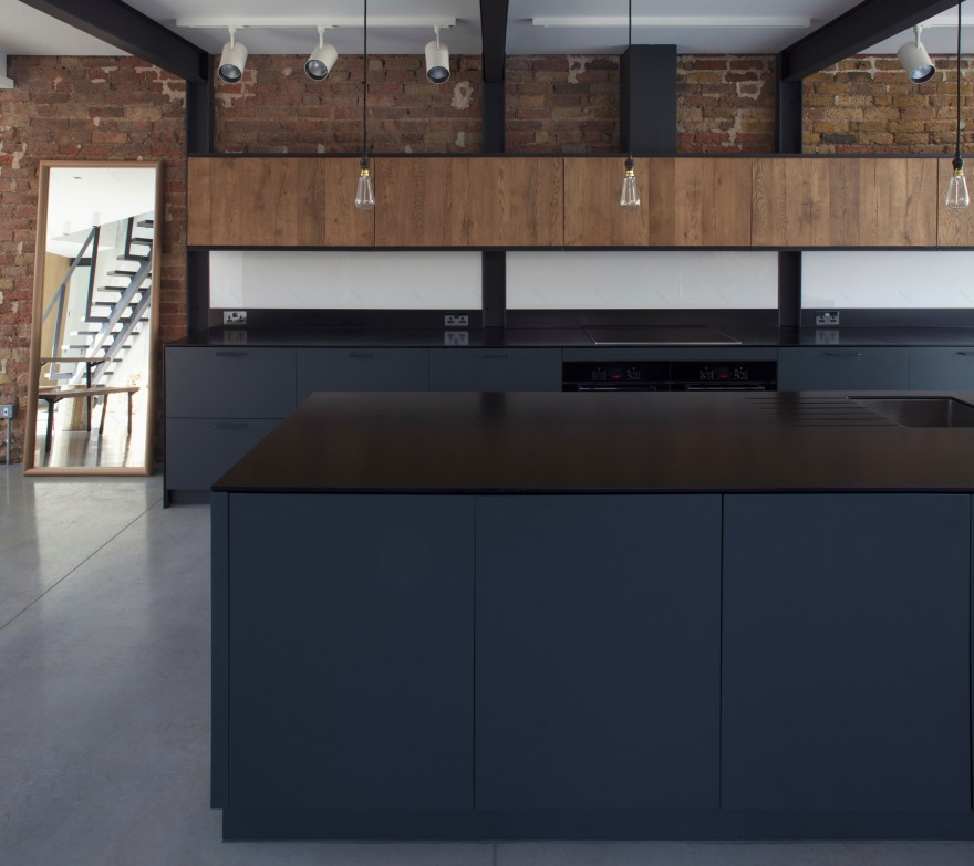 废弃维多利亚时期工作坊的现代重生-20