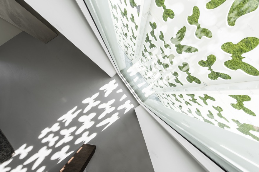 意式蝶舞·Omnicos 化妆品总部办公建筑-21