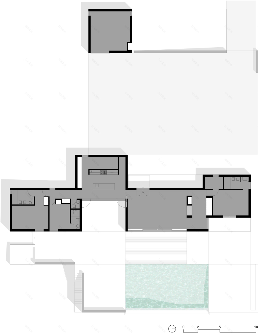葡萄牙 Grândola 别墅 | 空/满情境创造,多 courtyard 设计-31