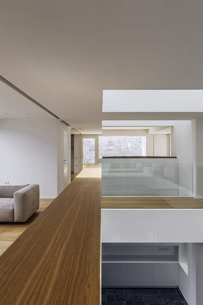 意大利 Sila 山区的生态住宅设计-15