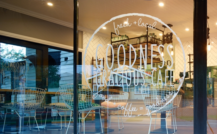 绿意盎然的好运咖啡店(Goodness Gracious Café)-6