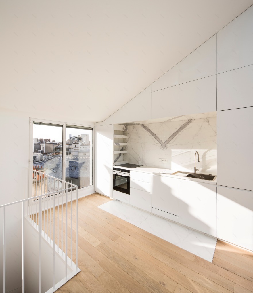 巴黎经典建筑中的现代居住空间-19