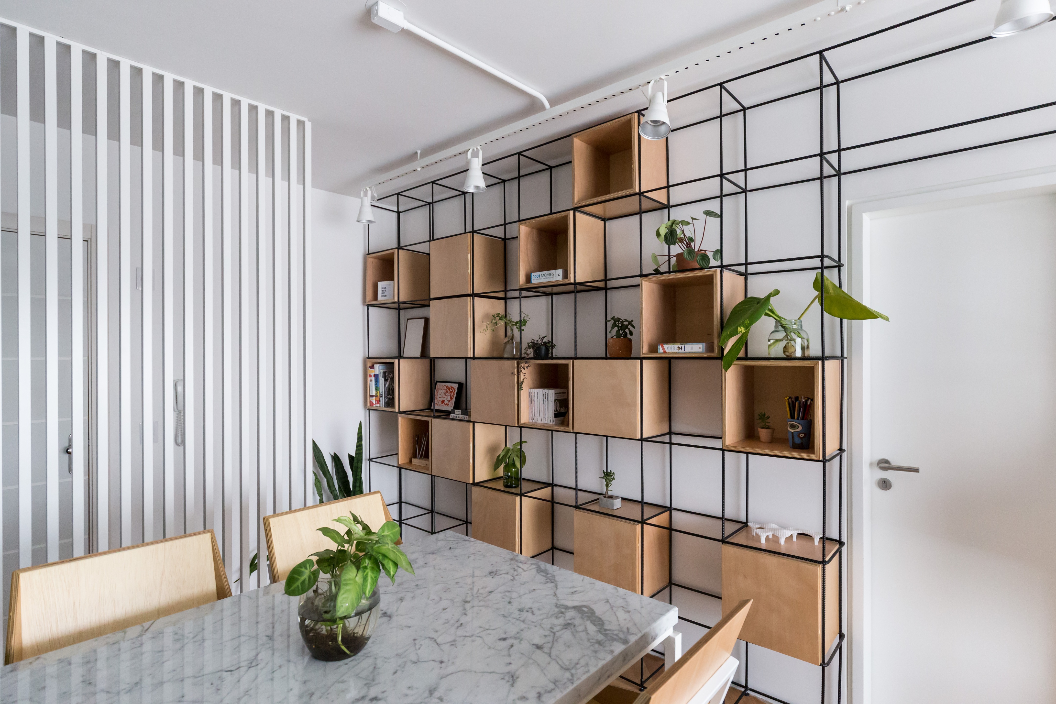 黑白灰的简约之家 | 巴西公寓设计案例-9