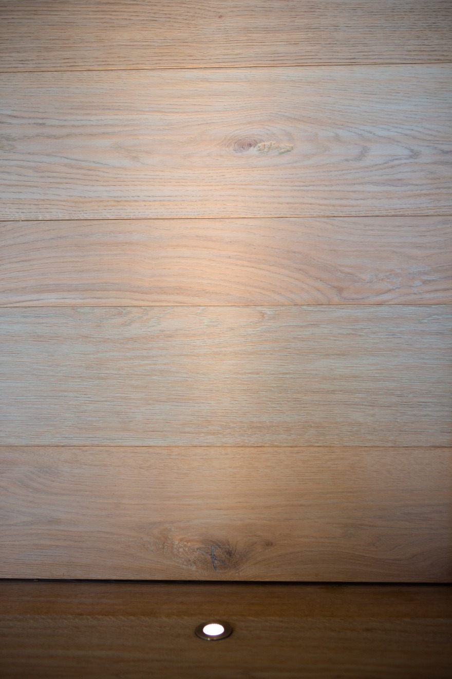 木质温馨,空间层次感凸显的家居设计-28