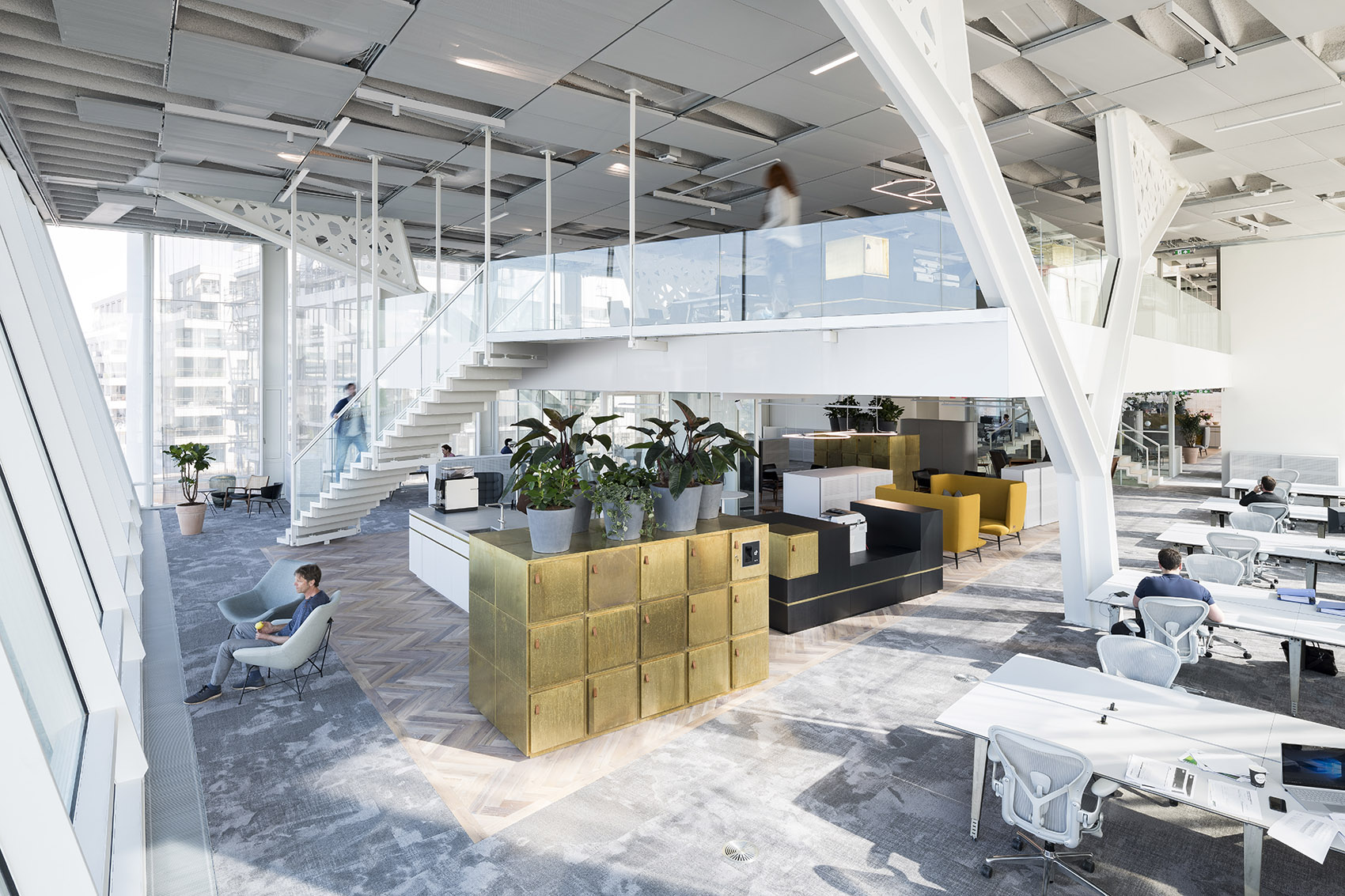 荷兰Amvest投资开发新办公室，阿姆斯特丹/定制的家具，流动的风景 -6