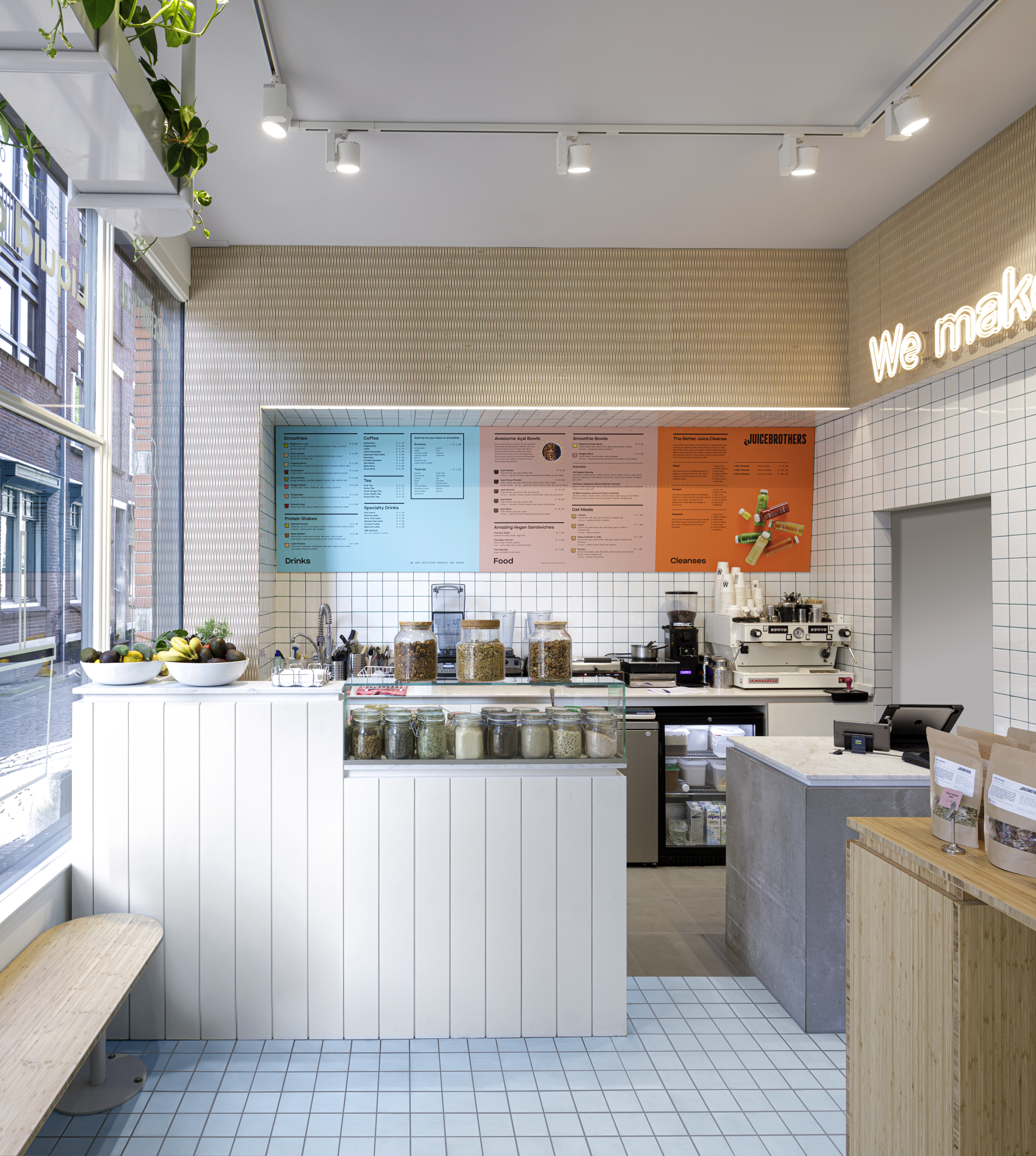 Juicebrothers Utrecht 店设计丨荷兰乌得勒支丨Ninetynine-2