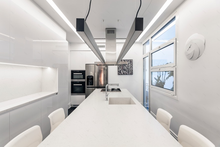 雅典 290 平米翻新公寓,打造经典与现代并融的居家艺术馆-8