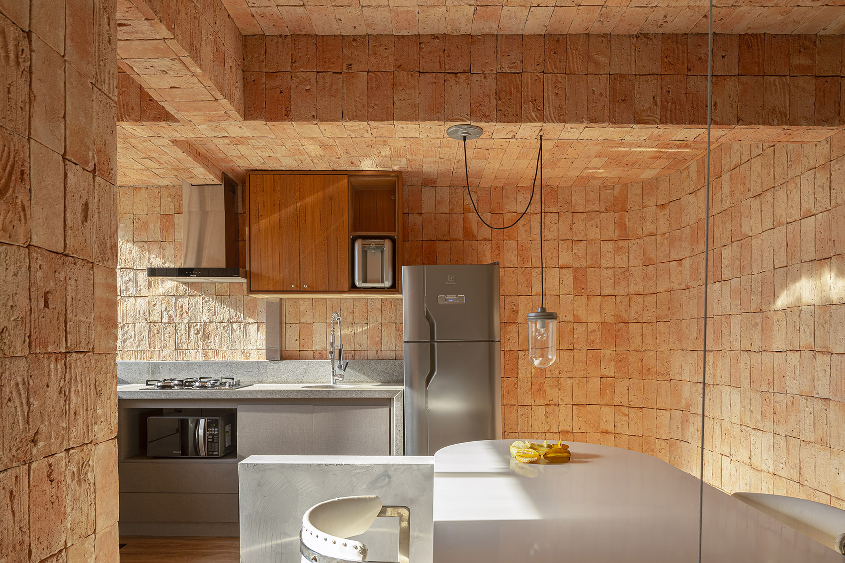 巴西传统社区公寓改造丨EB Arquitetos 事务所-14