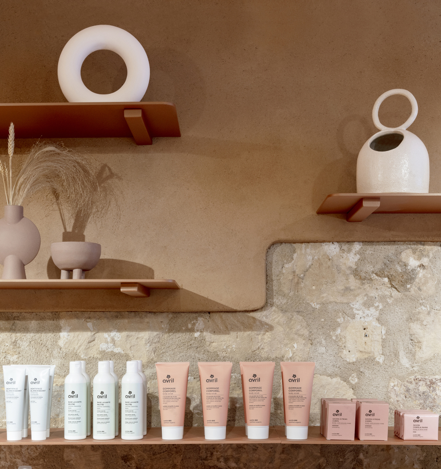 巴黎 Montmartre 街 Avril 有机美妆产品店丨法国巴黎-3