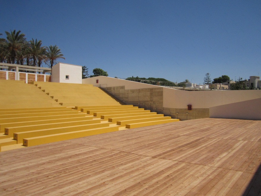 意大利海滨露天剧场“Triscina”-3