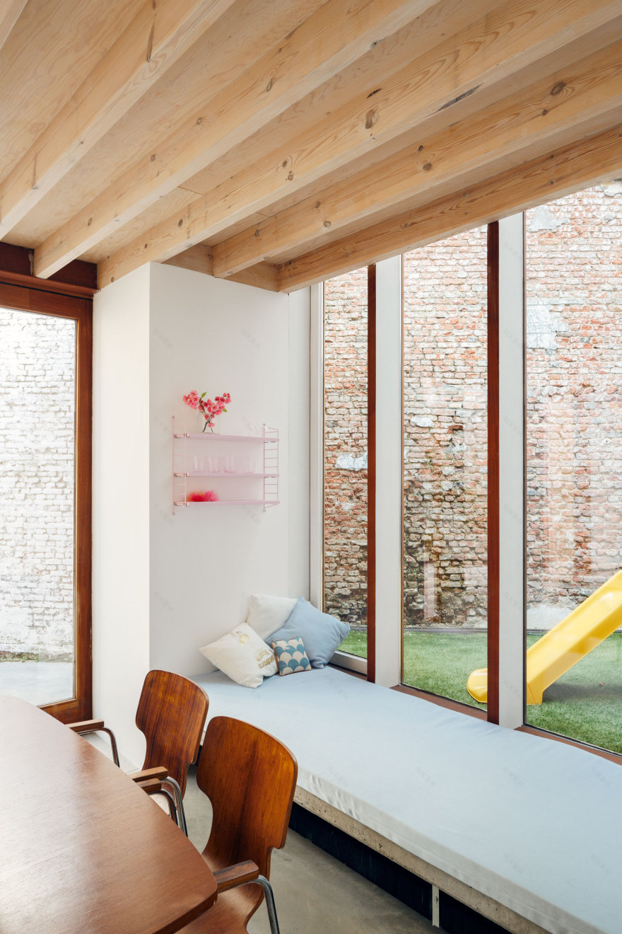 AV House——空间光影的巧妙运用-9