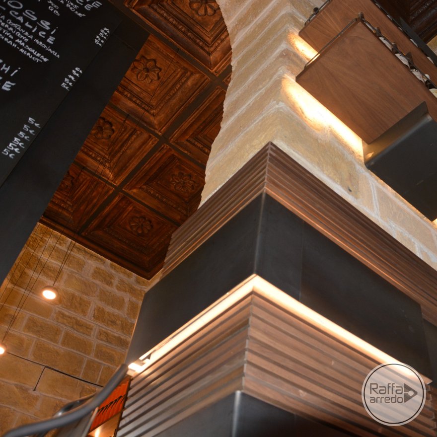 工业风餐厅设计,彰显原始魅力-12