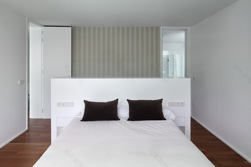 西班牙 Avilés 市简约别墅,诠释现代生活理念-54