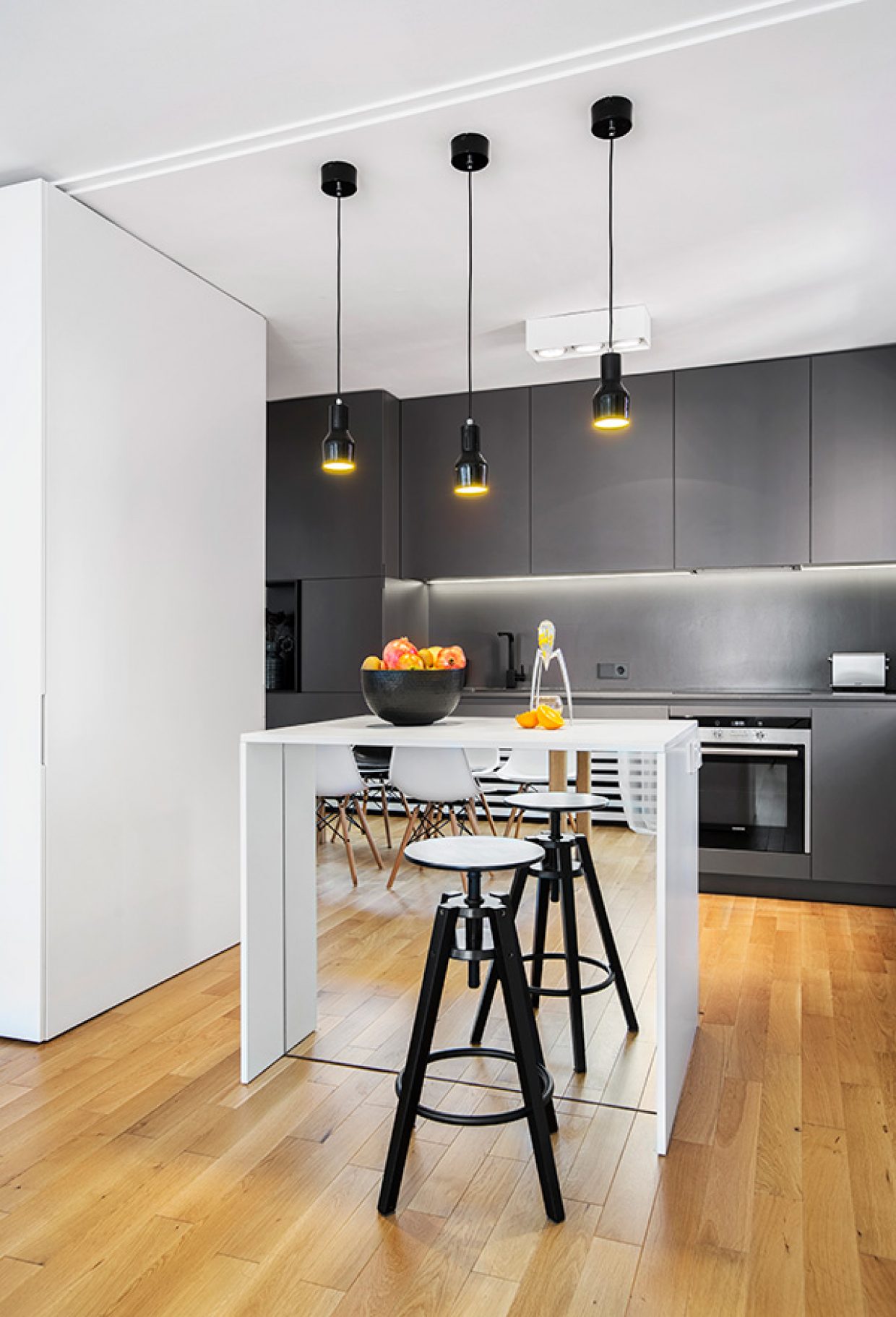 卢森堡现代简约家庭公寓设计-3