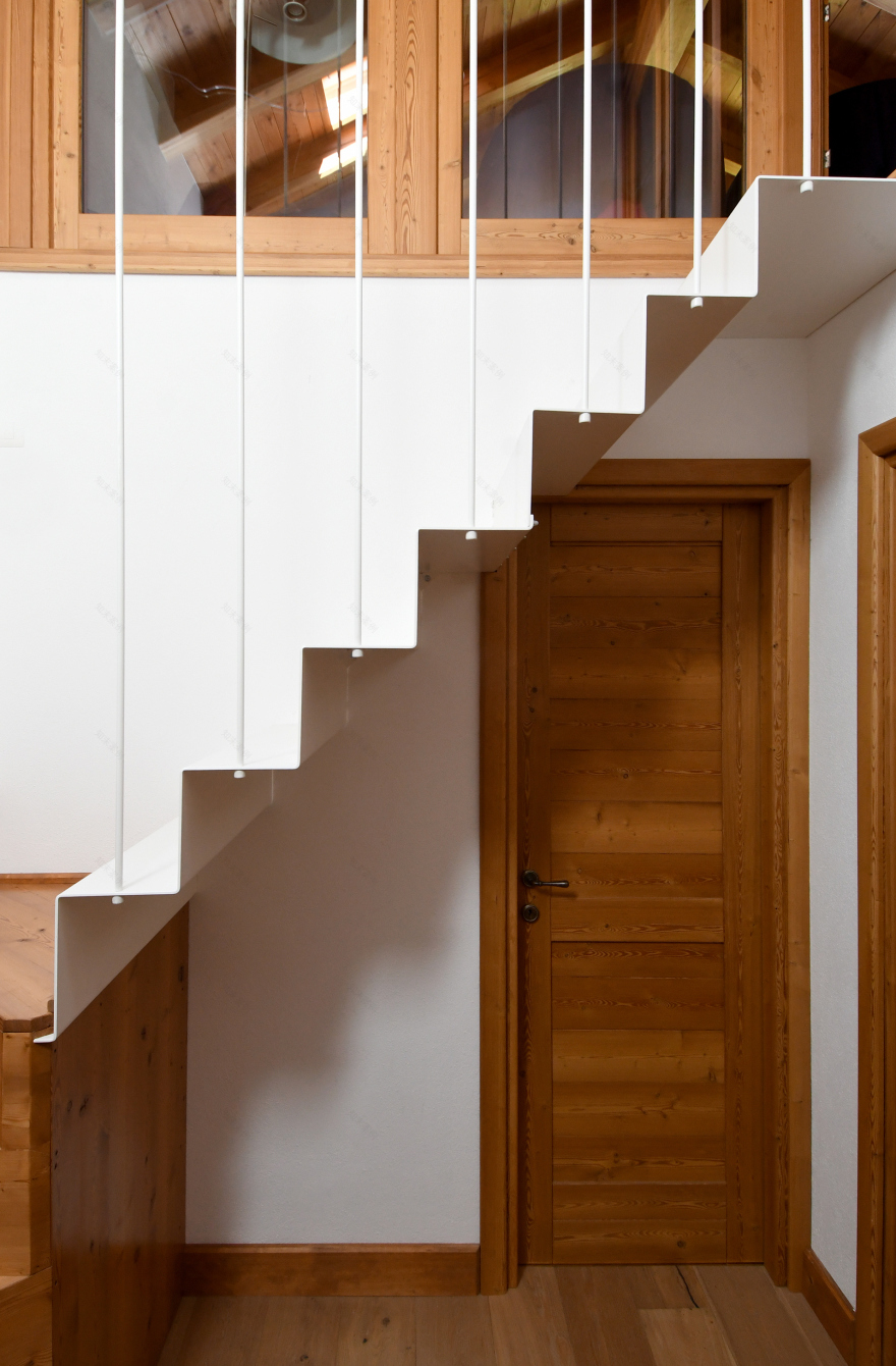 回忆满满的山区家庭住宅翻新-5