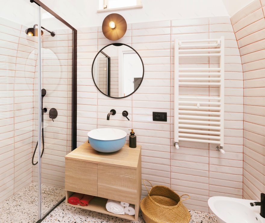 意大利风情传统公寓翻新,铁艺与石材的精致融合-14