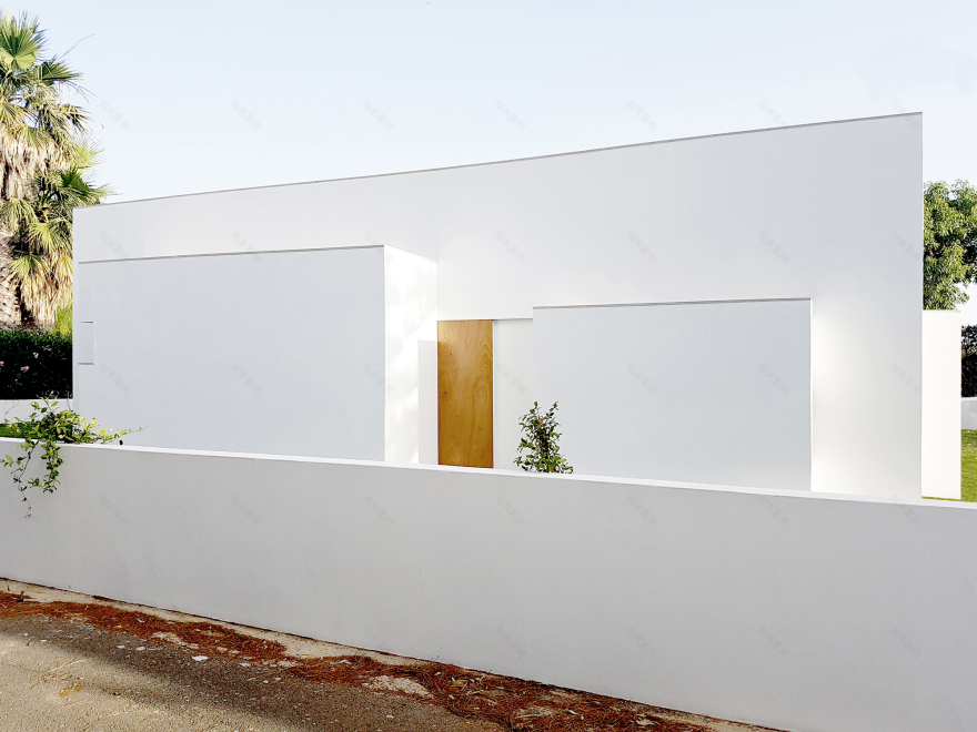 意式简约别墅设计,白色之城尽收眼底-10