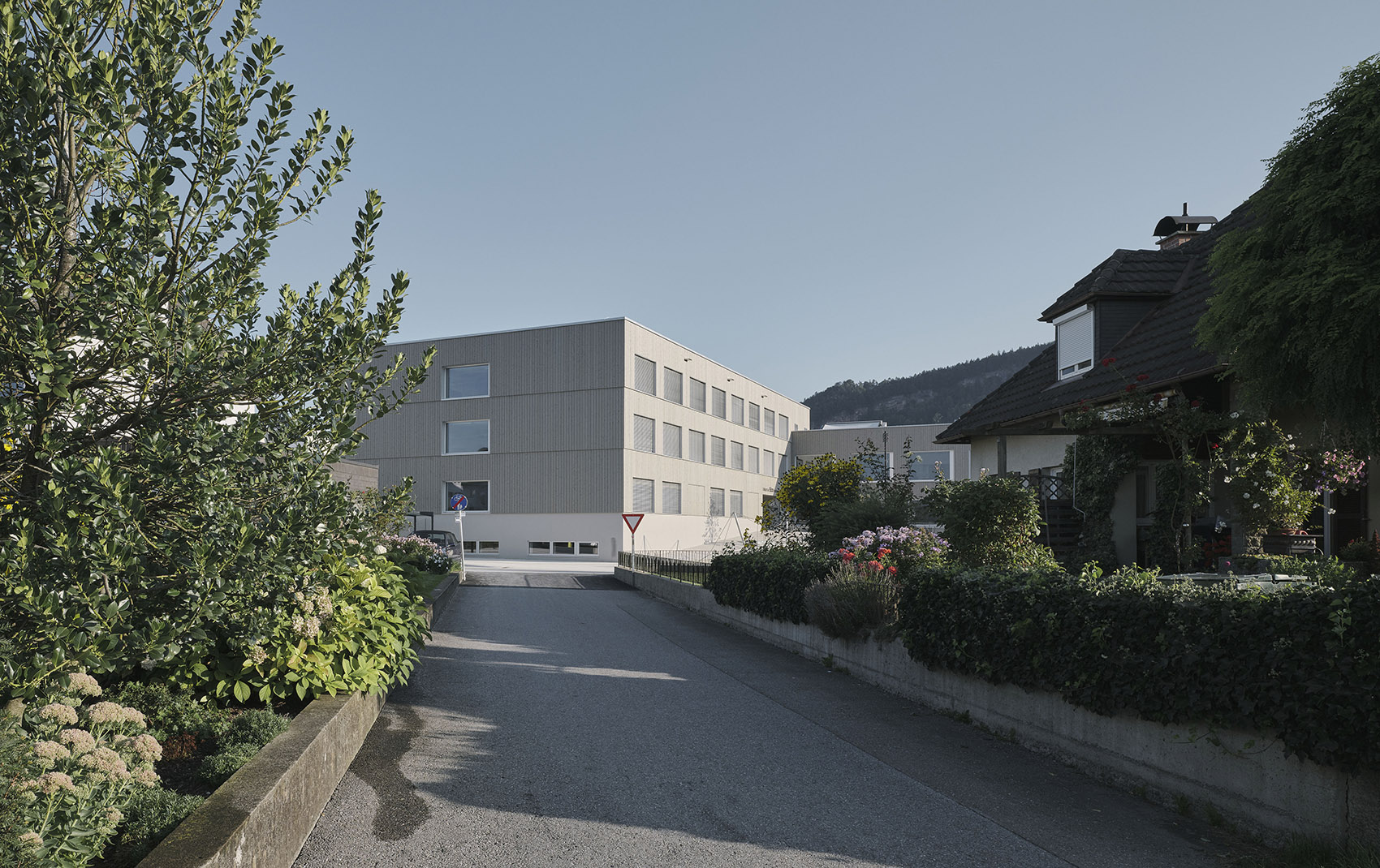 Bütze Wolfurt小学，奥地利/连接新旧建筑，创造统一连续的校园空间-57