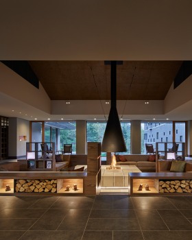 Hiramoto Design Studio 打造北海道国家公园内的秘密别墅酒店
