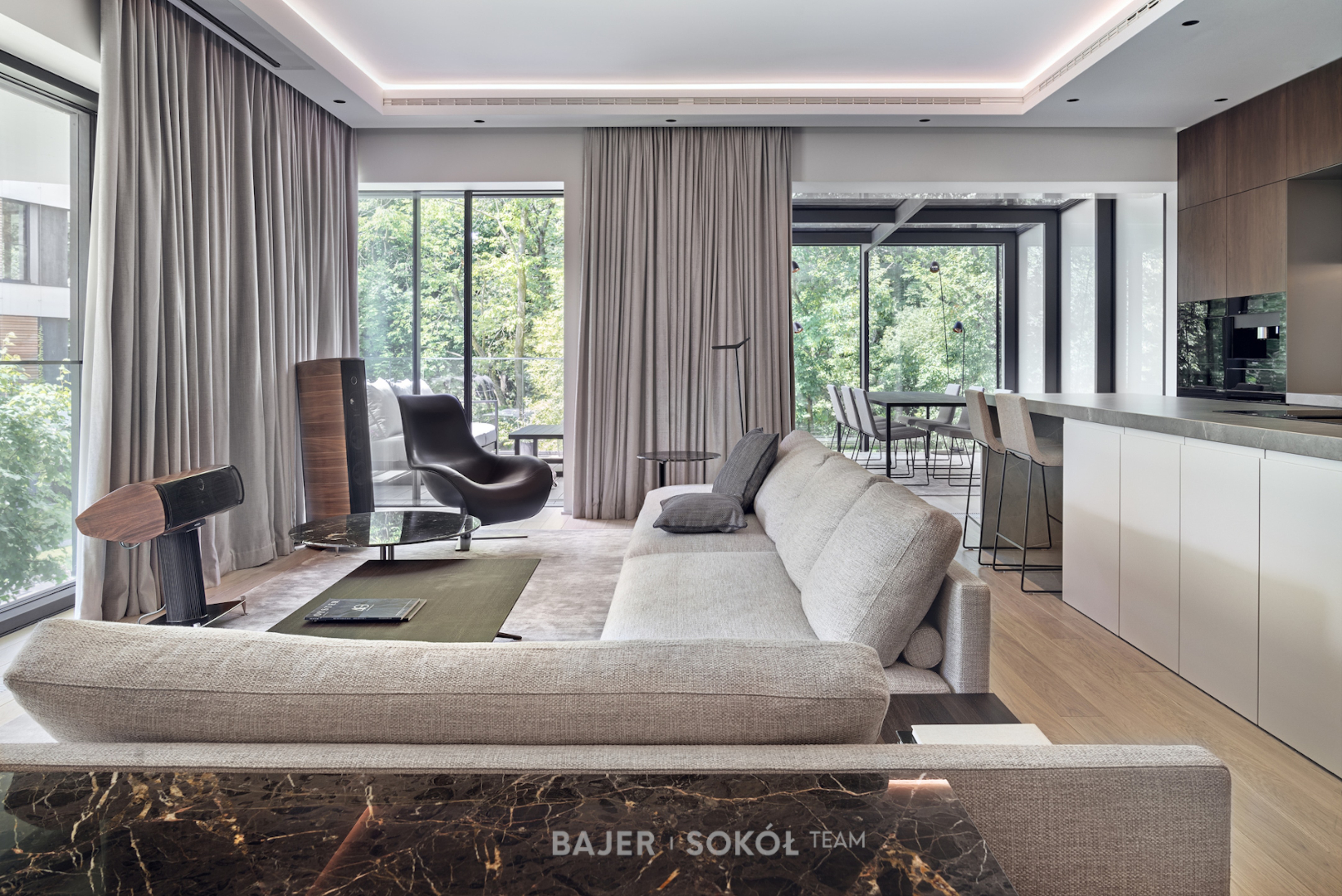 Warsaw 中心公园公寓——自然木石之美-0