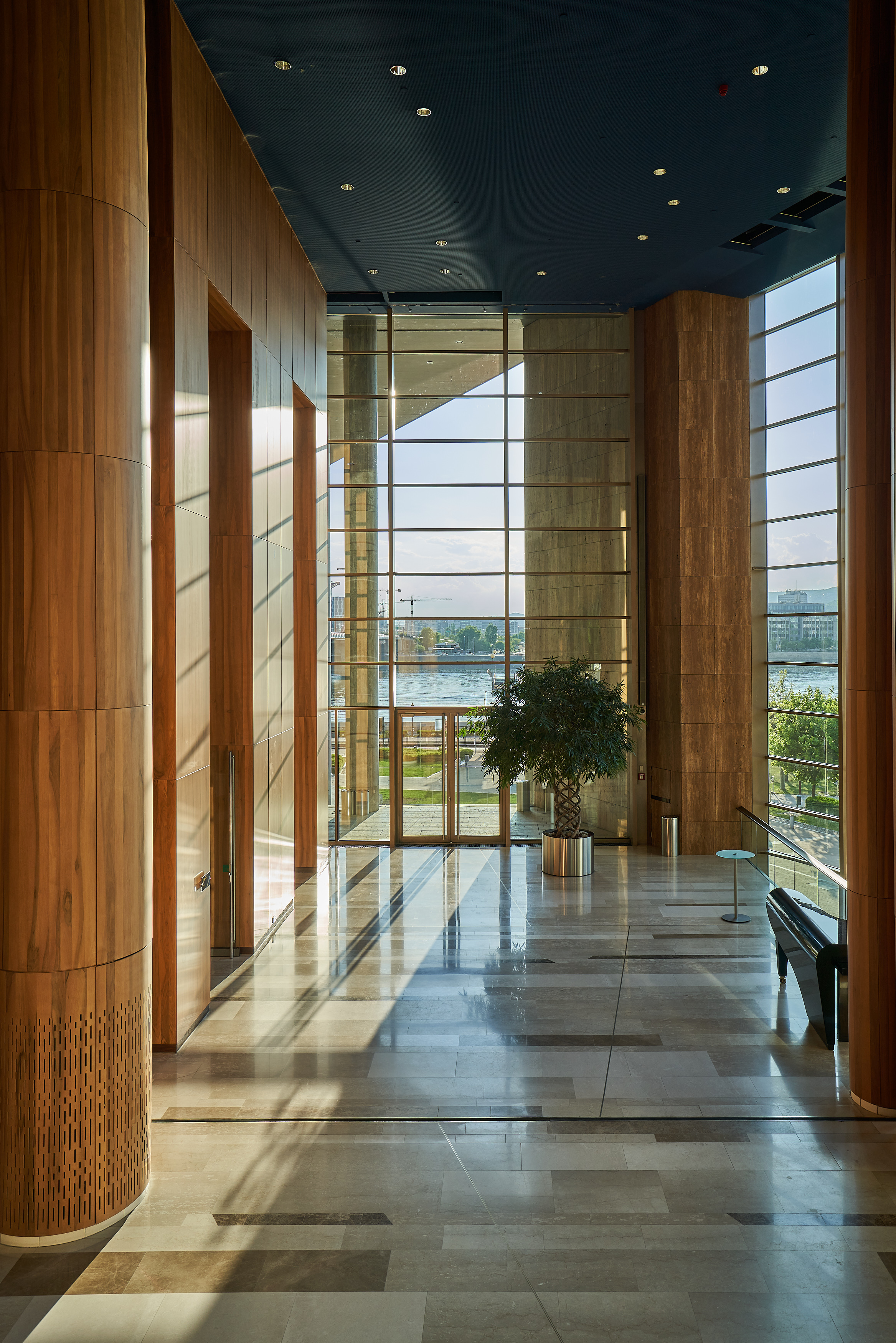 布达佩斯艺术宫丨匈牙利布达佩斯丨不详-16