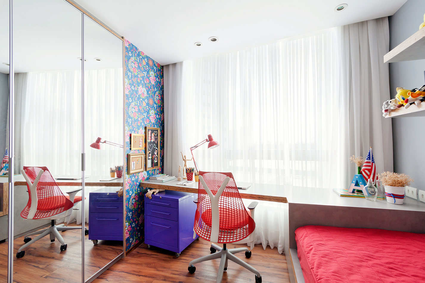 色彩轻盈的阳光家庭公寓-10