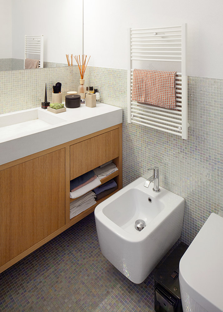 旧米兰公寓的现代翻新-17